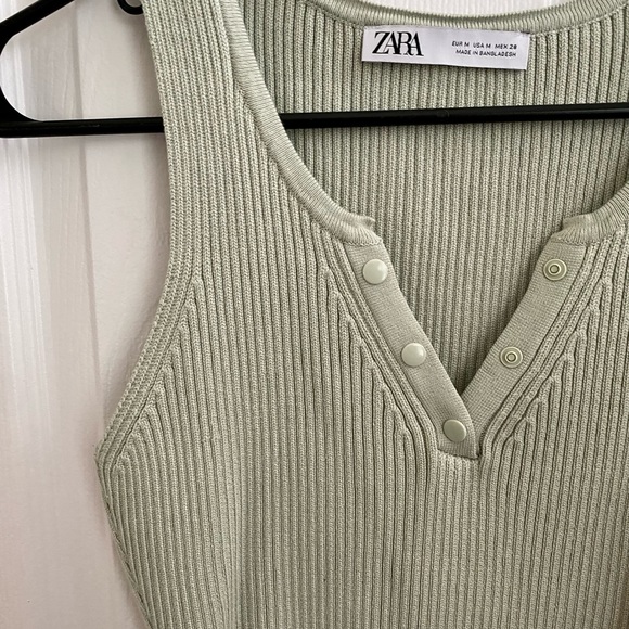 Super cute fall crop - Picture 3 of 4